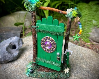Handgemaakte Fairy Door te openen op basis