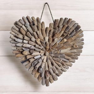 DRIFTWOOD HEART Wall HANGING | Unique Rustic Beach Decor | 40 cm Natural Driftwood Heart | Beach House Wall Art | Eco-Friendly Coastal Decor