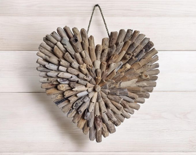 DRIFTWOOD HEART Wall HANGING | Unique Rustic Beach Decor | 40 cm Natural Driftwood Heart | Beach House Wall Art | Eco-Friendly Coastal Decor