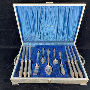 Holmes & Edwards Silverware 26 - StückSet im Koffer