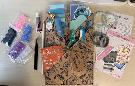 Bedazzled Blind Date With a Book | Pick Your Genre & Colors | 5, 10, or 15 Packets | Mystery Book Bundle | Sparkley Book Surprise