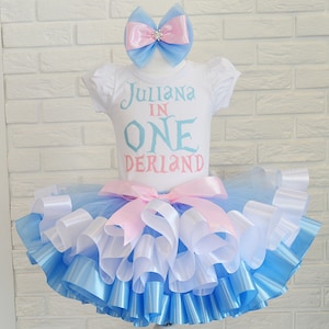 Alice in Wonderland Birthday tutu set, Wonderland Tea Party Birthday Outfit, ONEderlant Birthday Outfit