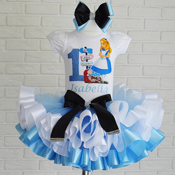 Blue Alice Birthday tutu set, Alice in Wonderland Tea Party Birthday Outfit, ONEderlant Birthday Outfit.