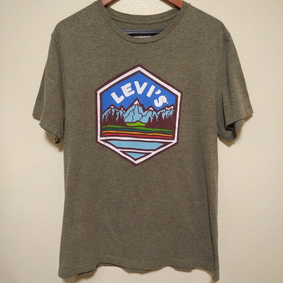 levis vintage t shirt