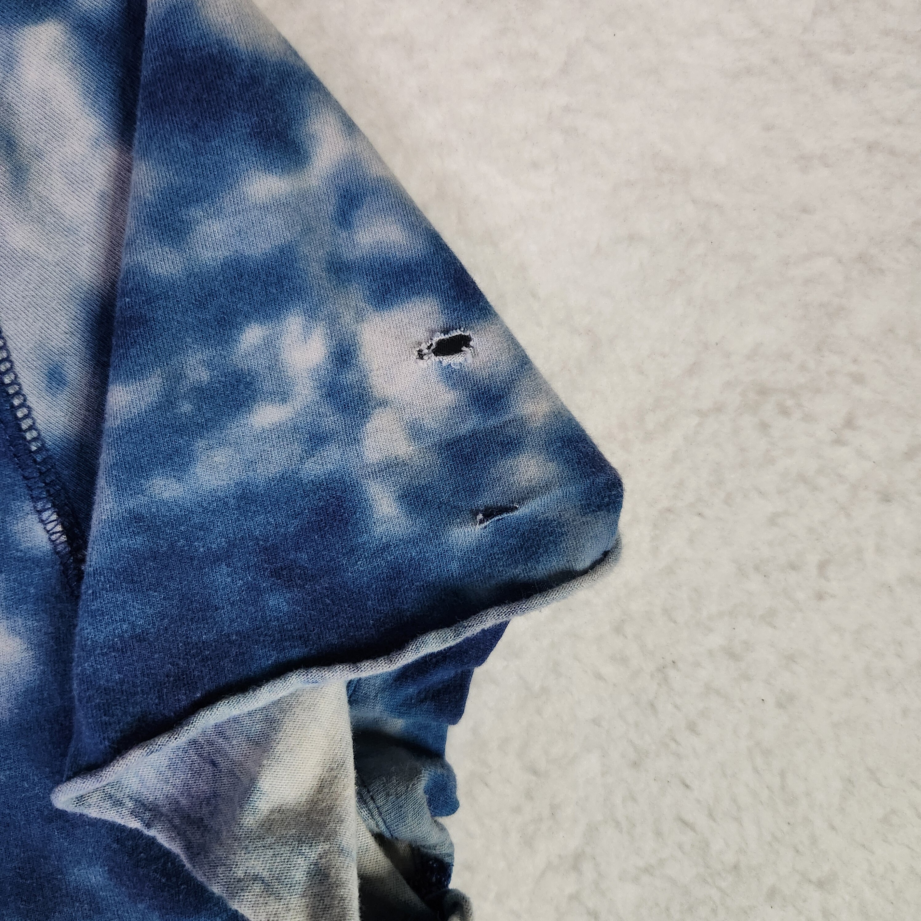 Tie Dye Shirt XL Hollister Blue White Crew Neck Cotton Curved Hem T shirt Unisex