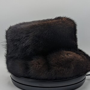 Womans Dark Brown Fur Hat Circa 1960s-1970s image 4