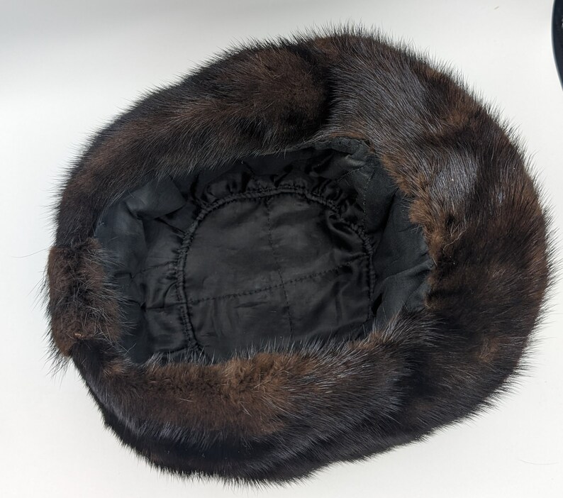 Womans Dark Brown Fur Hat Circa 1960s-1970s image 6