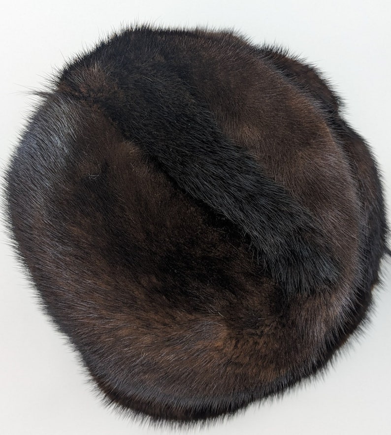 Womans Dark Brown Fur Hat Circa 1960s-1970s image 5