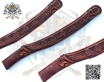 Hiolty- 2019 Manche de hache de camping/chasse de style viking fait main avec tête d'animal sculptée et manche en bois de noyer, Tomahawk de style barbe viking