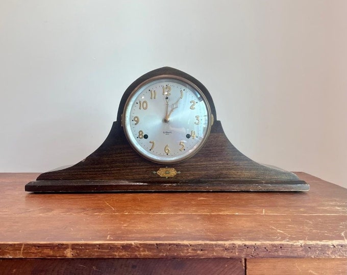 Beautiful Antique Gilbert 1807 Key Wind Pendulum Mantel Clock With