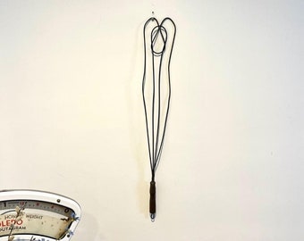 Antique Primitive Twisted Wire & Wood Handled Rug Beater - Farmhouse, French Country, Rustic, Kitchen, Laundry Room, Primitive Rug Beater
