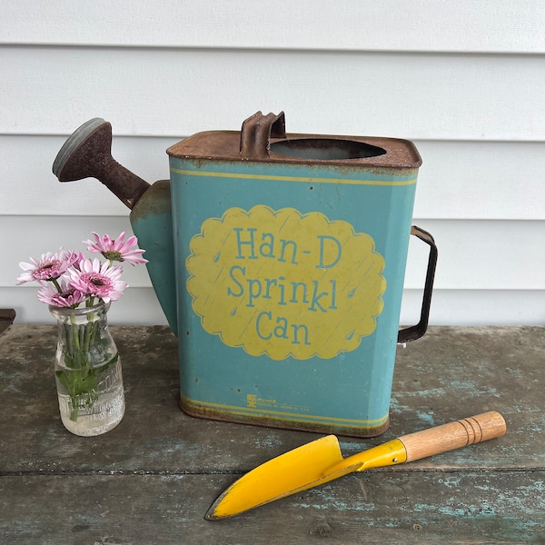 Awesome Rare Vintage Han-D Sprinkl Metal Watering Can - Vintage Watering Can, Vintage Graphics, Vintage Garden, Spring Decor