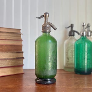 Worn & Weathered Antique Green Seltzer Bottle / Soda Siphon, Santa Fe Advertising - Green Seltzer Bottle, Green Soda Siphon, Bar Cart Décor