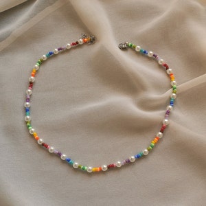 Pearl Choker Necklace with Rainbow or Black Seed Beads – Classic Style Spin  On Trend Jewelry- Made in USA – Just Bead It