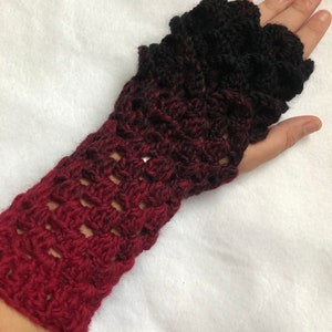 Color options! Fingerless Dragon Scale Gloves
