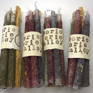 7 Piece Ritual Candle Bundle: Herb Rolled Witchcraft Spell Candles- Witchy Vibes Palo Santo Lavender Lemon Verbena Rose Witches Chime Candle