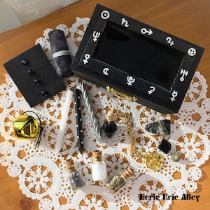 Witchy Vibes Scrying Travel Altar All Black Onyx Goth Estetyczny Gładki Czarny Żywica Top Witchcraft Box Dark Academia Scry Lustro Zestaw Wahadło