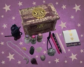 Triple Moon Mini Travel Altar Kit Distressed Purples Portable Witchcraft Alter Set Witchy Vibes Pagan Pentacle Tree of Life Aesthetic Box