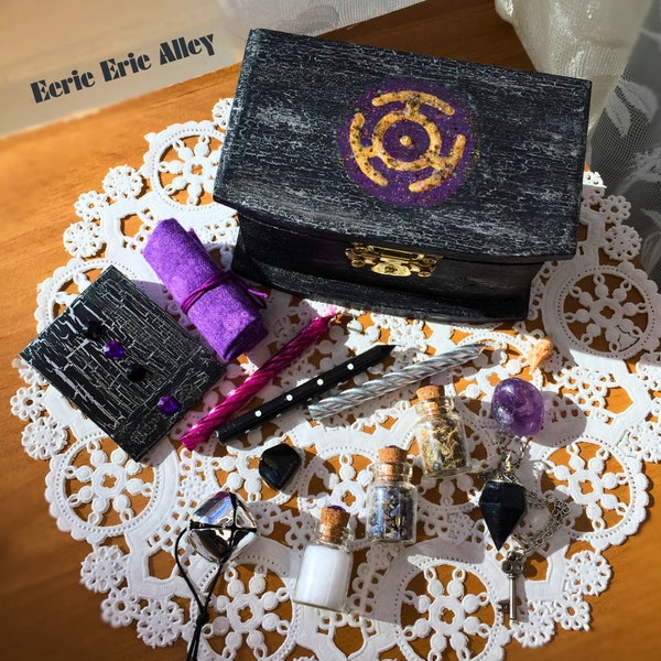 Hecate's Wheel Altar Kit & Box- Travel Pocket Alter Set- Hekate Occult Witchy Vibes Dark Academia Chaos Magic Witchcraft Goth Starter Bundle