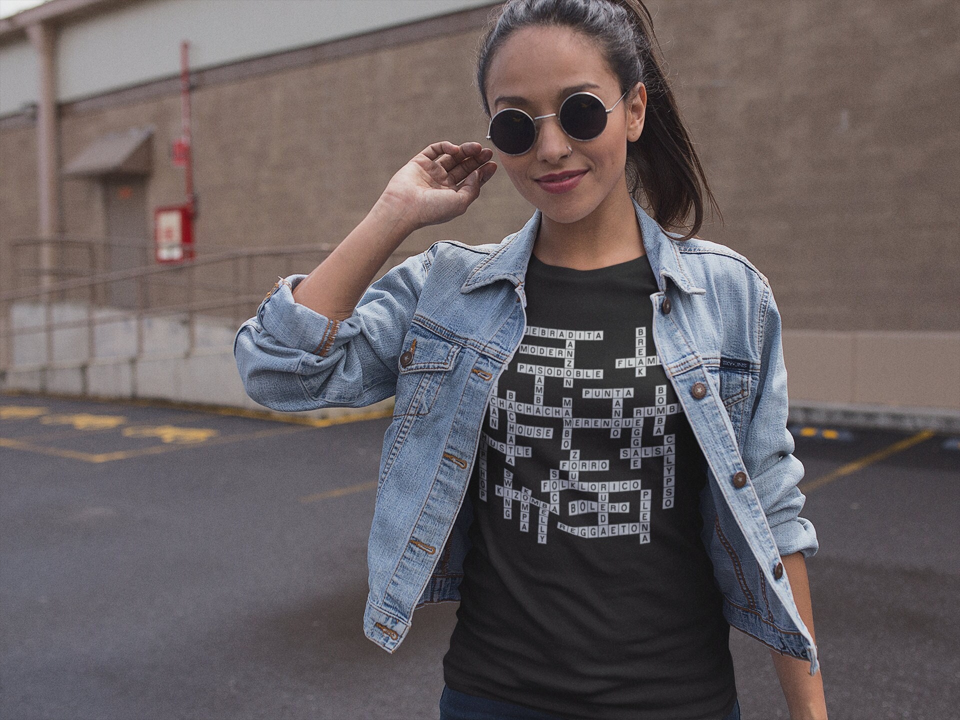 Cruciverba T-shirt Unisex Athletic Cut Inchiostro bianco su t