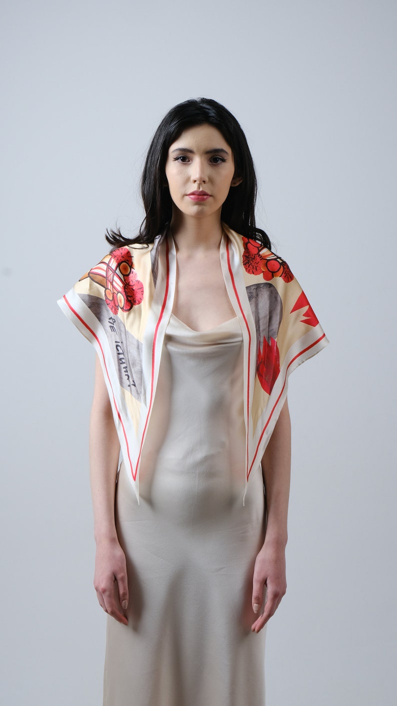 Designer tie back kerchief Large silk hair handbag 60s scarf Triangle headscarf Ukrainian Women inspired Abstract print image 2
