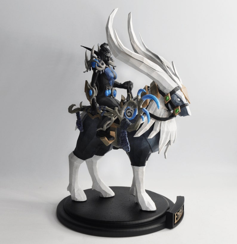 Figurine personnalisée World Of Warcraft sur MONTURE personnage sur demande image 4