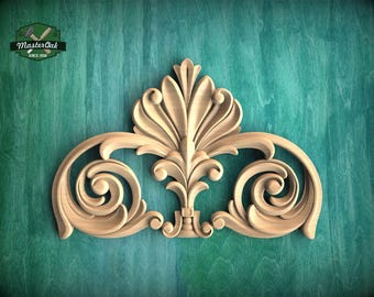 Acanthus Scroll Pediment – Decorative Wood Carving for Classic Furniture and Wall Design