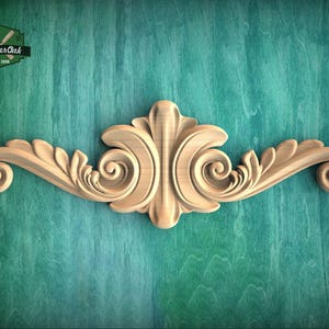 Classic Scroll Applique – Decorative Centerpiece Element