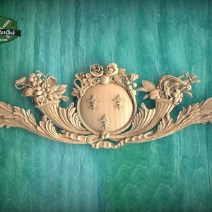 Romantic Floral Carved Wood Onlay with Central Medallion, Elegance Wood Applique, Furniture Carving, Wood Onlay, 1pc, Unpainted
