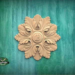 Personalisiertes Kronenblüten-Emblem – Barockblüten-Rosette