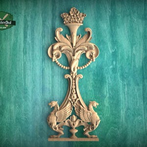 Aplique de madera tallada con diseño de grifo regio - Pieza decorativa grandiosa