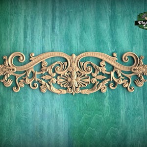 Regal Baroque-Style, Elegant Wooden Baroque Scrollwork Wall Decor
