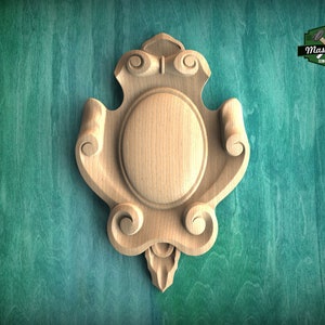 Noble Emblem: Ornate Wooden Cartouche Onlay, Unpainted, 1pc, Home Wall Embellishments, Furniture Carving