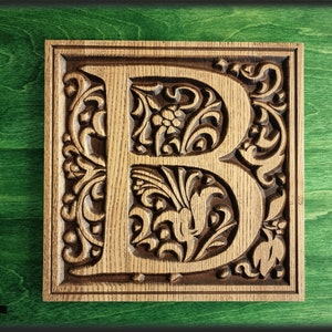 Placa con letras familiares, letrero de madera con letras, inicial de monograma tallada, inicial de madera, regalo de bodas