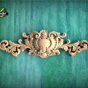 Baroque Crest with Cartouche – Ornate Carved Wood Applique for Furniture