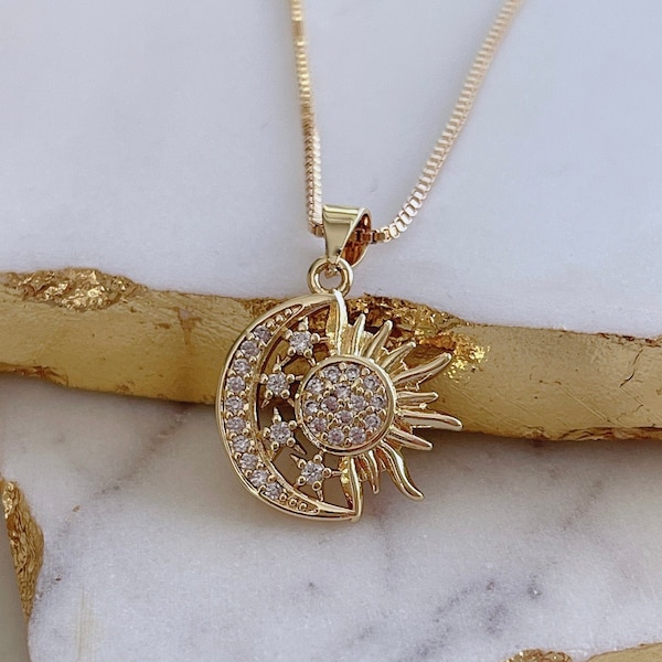 Sun Moon Necklace, Solar Eclipse Necklace, Celestial Sunshine Necklace, Crescent Moon Necklace, Stars Necklace, Sun Necklace, 18k GF