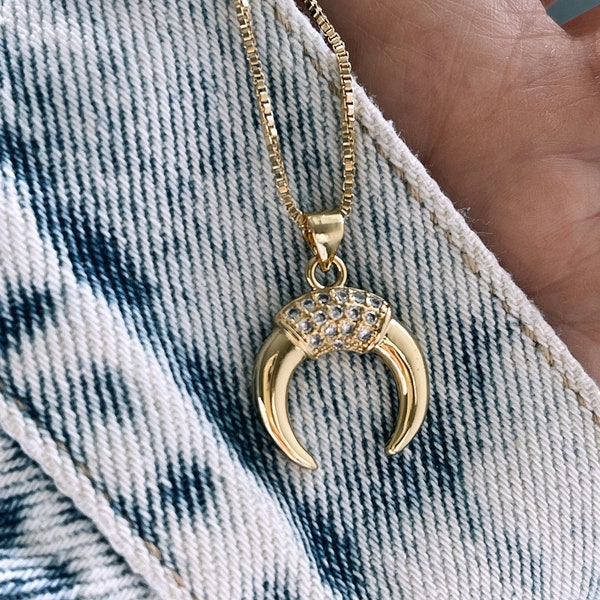 Collar de cuerno, cuerno doble, joyería boho, amuleto, cuerno creciente, luna creciente, collar de colmillo, boho, amuleto de protección, regalo de cumpleaños