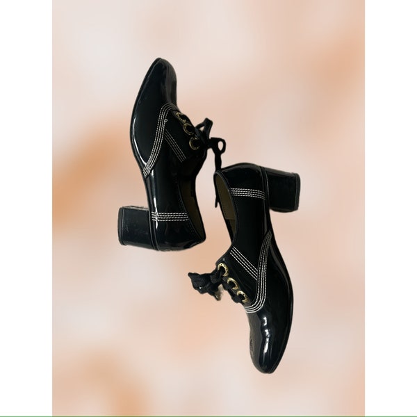 Vintage 1960s “Montgomery Ward” Black Patent Leather Oxford Heels