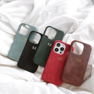 Luxe aangepaste vegan telefoonhoes met krokodillenleer, iPhone 16/15/14/13/12/11/XR/designer initialen hoesje het perfecte cadeau-idee, personaliseren