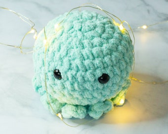 Big Crocheted Octopus Plushie, Octopus Stuffed Animal, Mint Green Plush, Sparkle Amigurumi, Cute Animal Plushie, Mint Octopus, Aqua Plushie