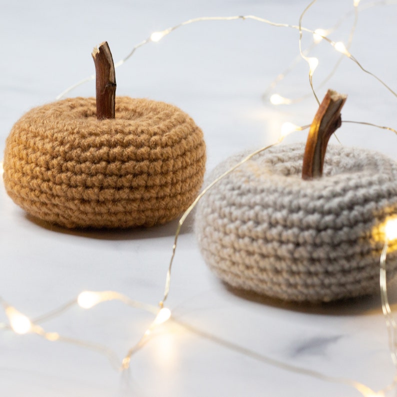 Single Crochet Pumpkins Pattern, Crochet Pumpkin, Easy Crochet Pattern, Crochet Fall Decor, Halloween Crochet, DIY Fall Decorations image 1