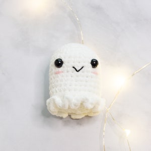 Crochet Ghost Pattern, Easy Crochet Pattern, Plushie Pattern, Cute Crochet Pattern, Halloween Amigurumi, Crochet Pattern for Halloween