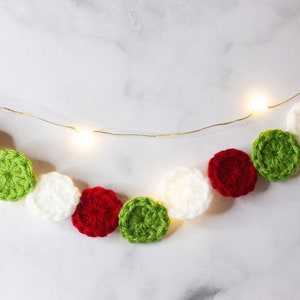 Crochet Christmas Circle Garland Pattern, PDF Download, Printable Crochet Pattern, Red Green and White Garland, Easy Crochet Pattern
