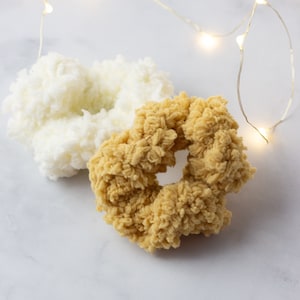 Sherpa Scrunchie, Crochet Scrunchie, Fuzzy Sherpa Scrunchie, Gifts for Teens, Sherpa Hair Accessories, Natural Color Hair Ties, Girls Style