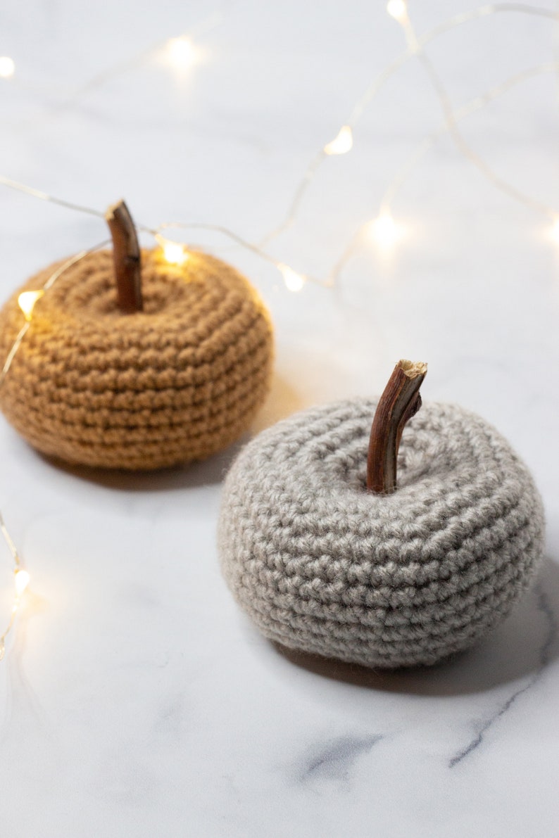 Single Crochet Pumpkins Pattern, Crochet Pumpkin, Easy Crochet Pattern, Crochet Fall Decor, Halloween Crochet, DIY Fall Decorations image 5