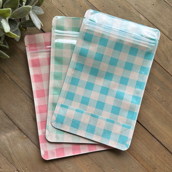 Set of 25 Pastel Plaid Stand Up Heat Sealable Pouch with Zipper - 5-1/8” x 8-1/8” x 3-1/8“ - Perfect for Mini Easter Cookies and more