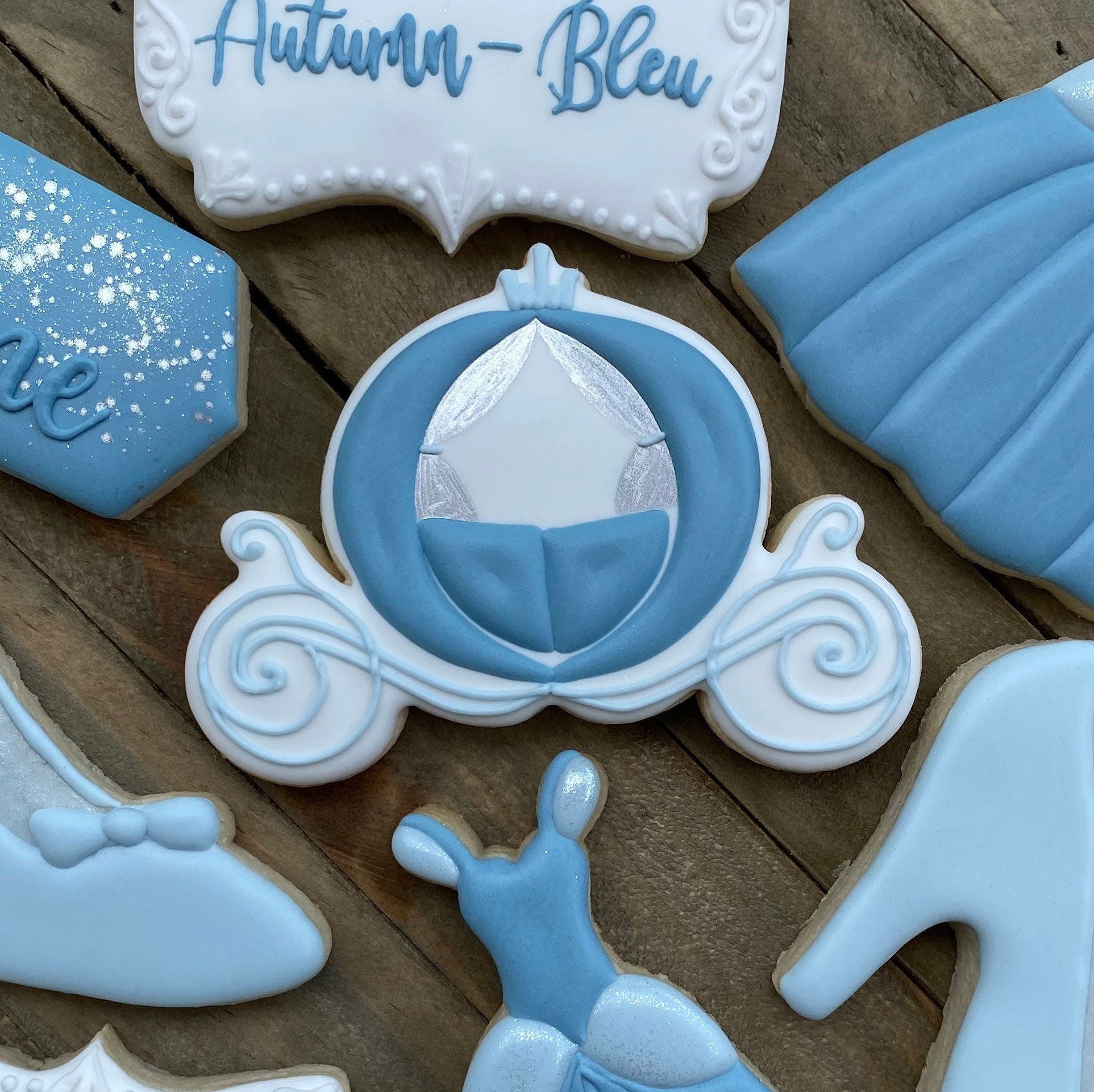 Amazon.com: INSPIRED BY BELLE BEAUTY AND THE BEAST THEME PRINCESS  DISNY PRINCESSES cookie cutter set 10755 display picture 1