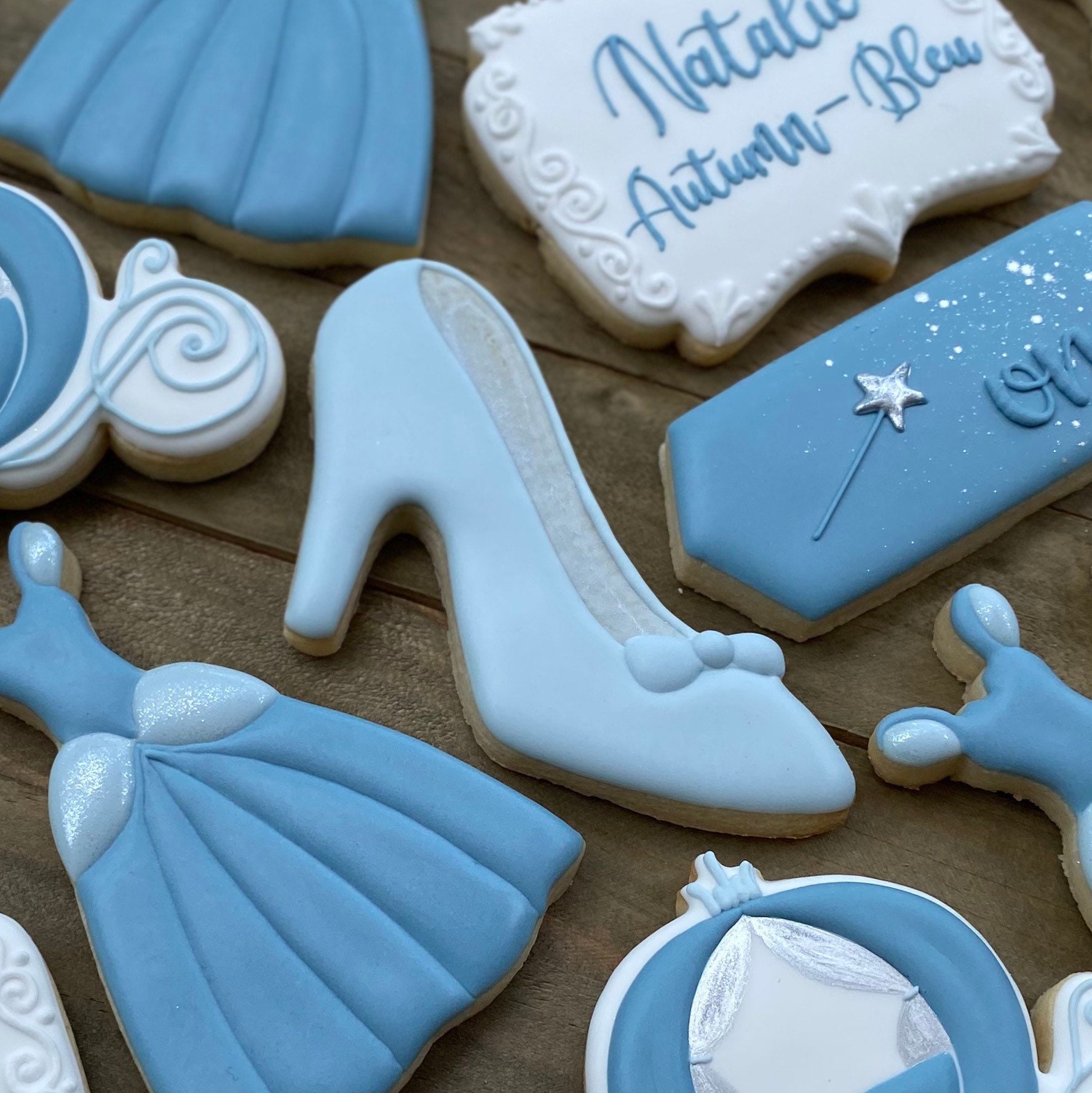 Princess Slipper Heel Cookie Cutter - Size up Recommended