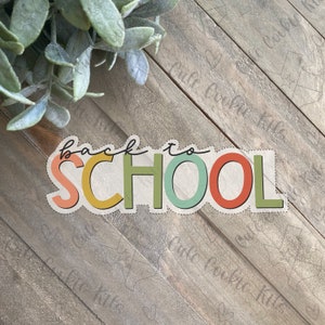 Cortador de galletas con forma de placa de regreso a clases, con texto en inglés &quot;Back to School&quot;, perfecto para la temática escolar, regalo para maestros, cortador para masa y más (#CCK539)