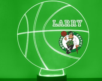 Boston Celtics, led-basketbalsportventilatorlamp, op maat gemaakt nachtlampje, gratis gepersonaliseerd, 16 kleurenoptie, met gelicentieerde sticker